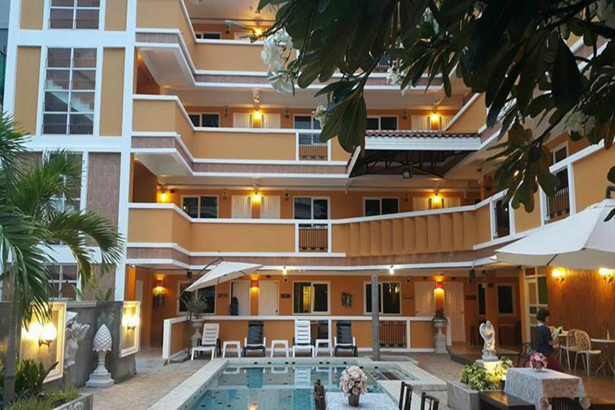 Jean Boutique Hotel Pattaya Luaran gambar